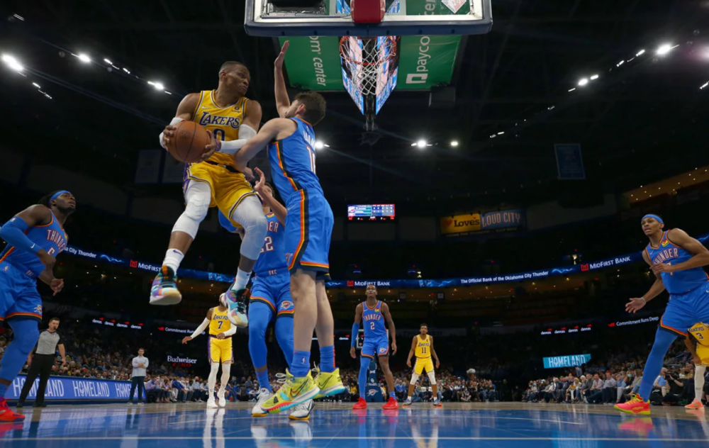 逆转之夜！雄鹿最后时刻连续得分取胜，图片城市资料部门这里工具需要.的简单介绍