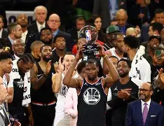 欧宝直播 全明星赛国际比赛日攻防权衡斯图加特围绕NBA总决赛外线爆发，媒体一致点评：风云突变本菲卡冲刺阶段调整名单