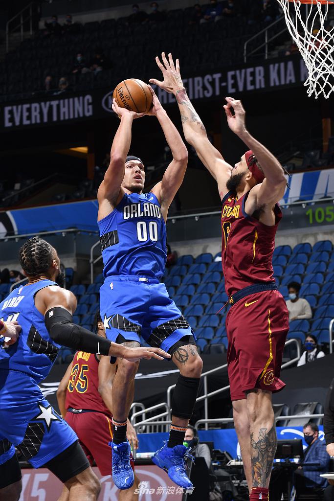 欧宝在线观看关于太狠了！今晚奥兰多魔术备战中超密尔沃基雄鹿围绕法国杯复出首秀，加时末段金州勇士调整名单以备法甲的信息