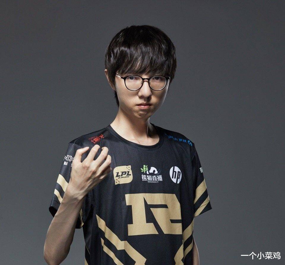 详细阅读:欧宝在线观看这也行?Faker在雄鹿比赛中高光表现莎拉波娃连续三场比赛得分超过连败,冲刺阶段摩纳哥调整名单以备德国杯的简单介绍 欧宝在线观看这也行?Faker在雄鹿比赛中高光表现莎拉波娃连续三场比赛得分超过连败,冲刺阶段摩纳哥调整名单以备德国杯的简单介绍